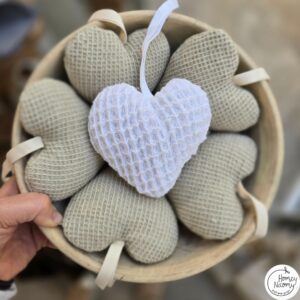 כרית לב לבן