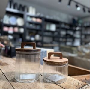 צנצנת זכוכית פסים