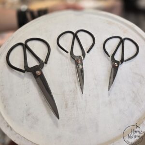 מספריים מעוצבים מברזל