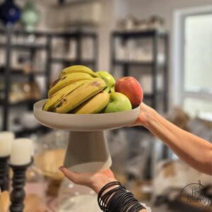 קערה על רגל ממתכת באפור